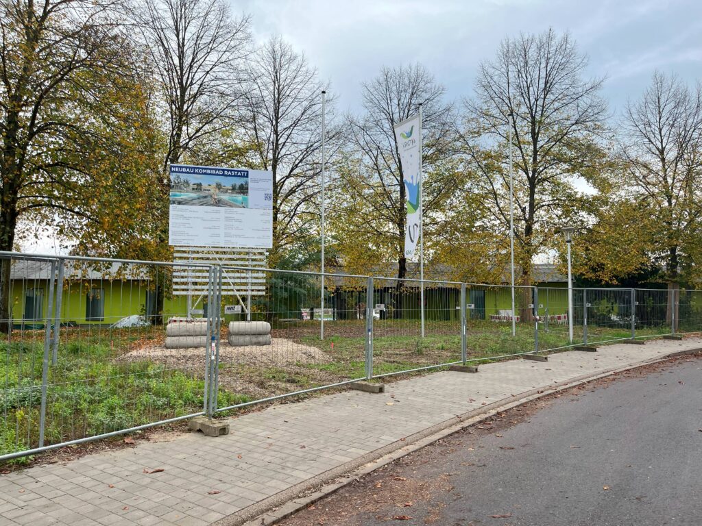 Rückbau am Natura Rastatt für den Bau des Kombibads Rastatt.